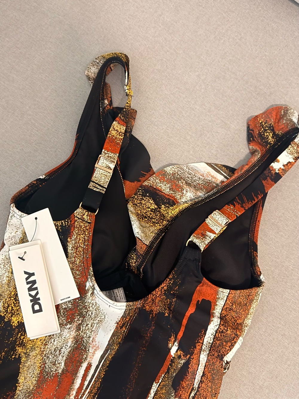 DKNY Abstract Print Ruffle One Piece Swimsuit Women's Size S Designer Swim NWT - Picture 4 of 5